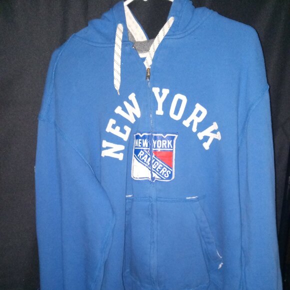 NHL Other - NY RANGERS OFFICIAL CCM NHL LARGE EMBROIDERED LOGO HOODIE